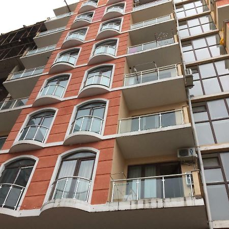 Appartment Giorgi Batumi Exterior photo